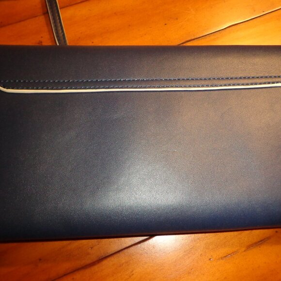 NWOT VERA BRADLEY SATCHEL Navy/White Snap Closure Zip Pouch - Picture 11 of 11